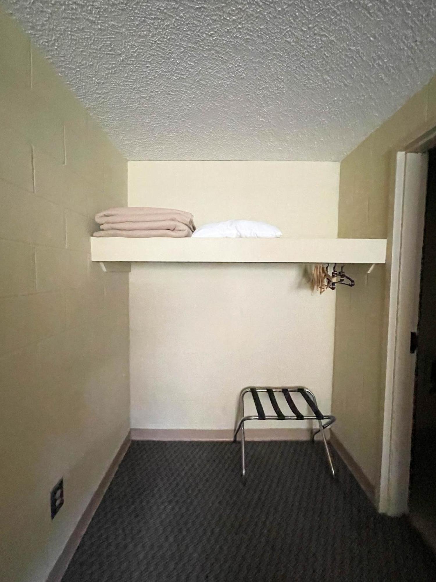 Hillside Lodge Lake Junaluska Экстерьер фото