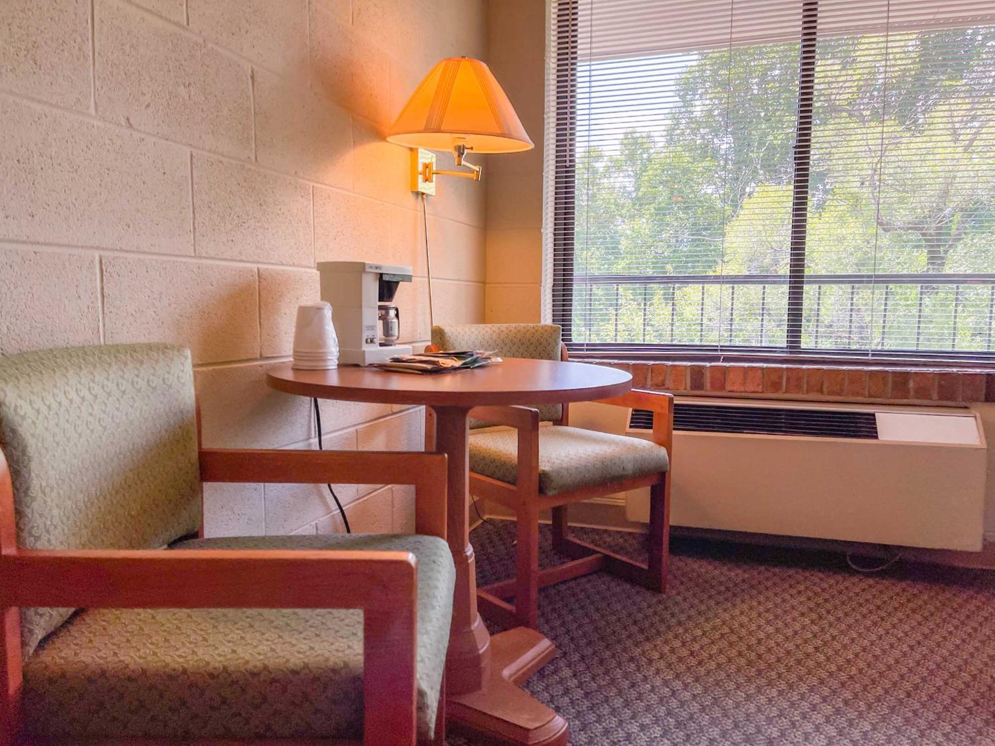 Hillside Lodge Lake Junaluska Экстерьер фото
